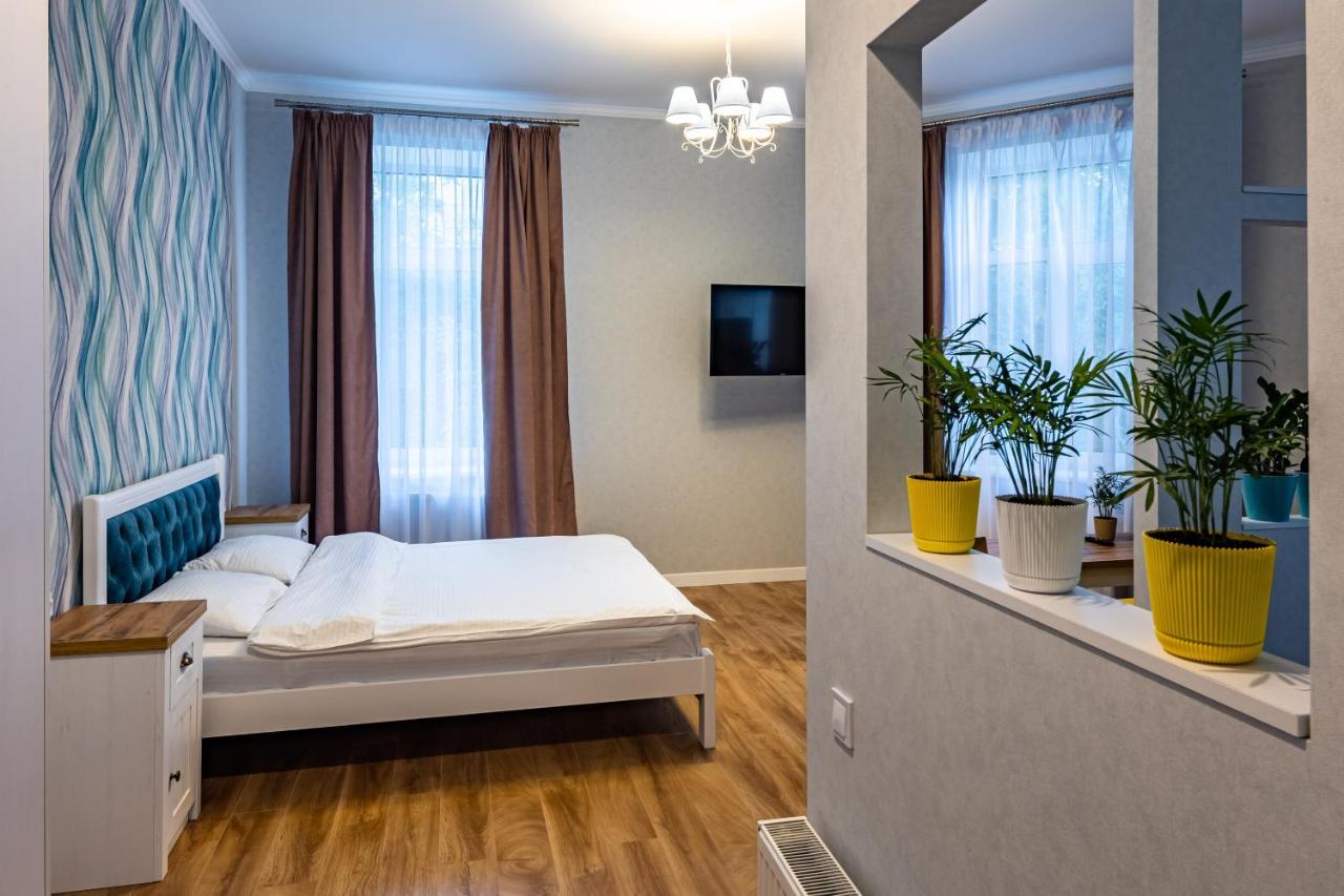 Leontovycha Apartment Lviv Dış mekan fotoğraf