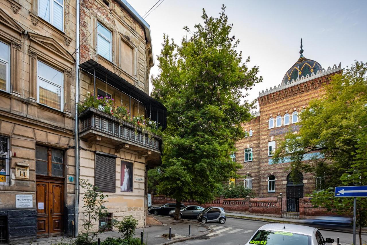 Leontovycha Apartment Lviv Dış mekan fotoğraf